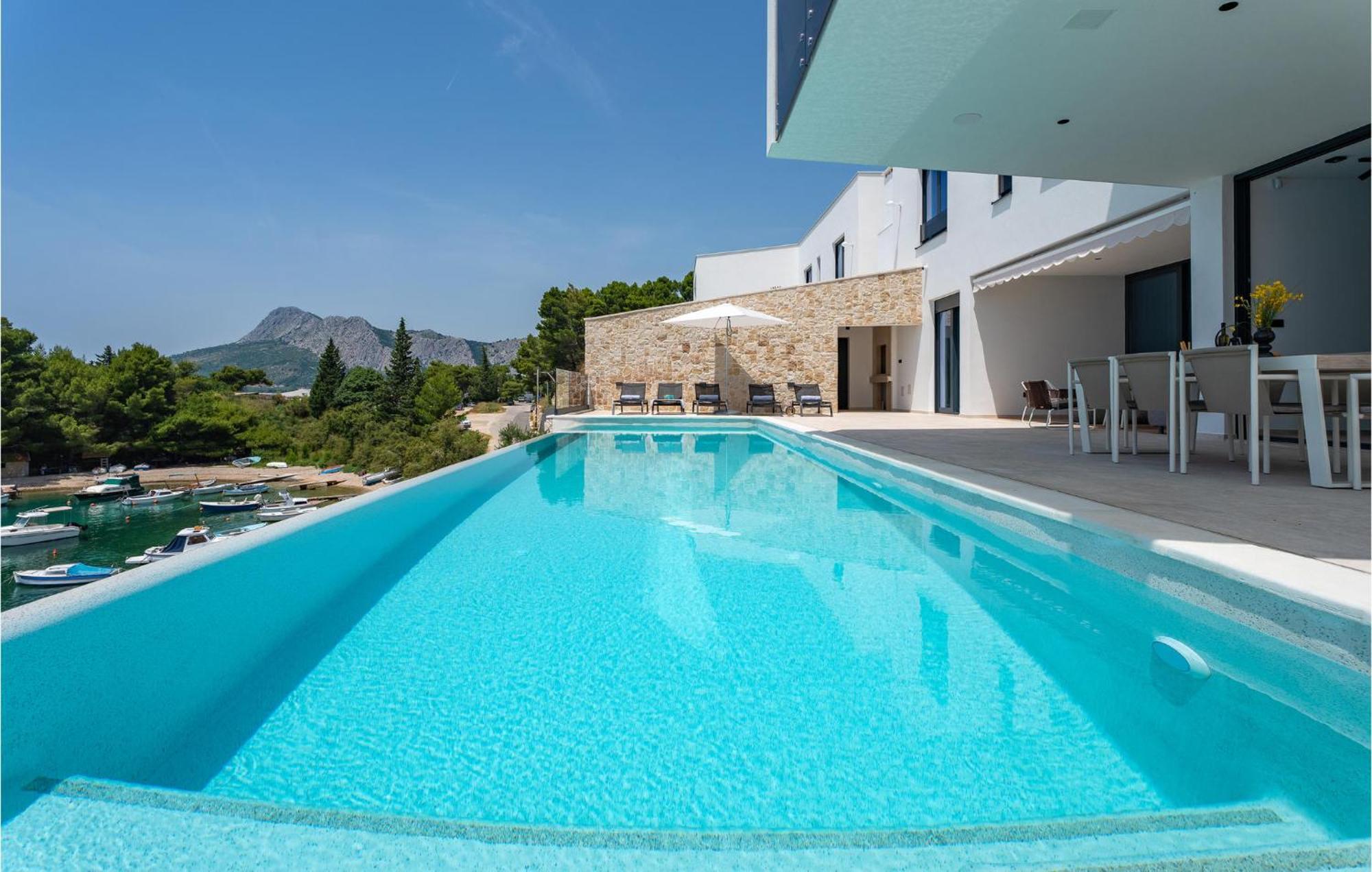 Beautiful Home In Omis With Kitchen 外观 照片