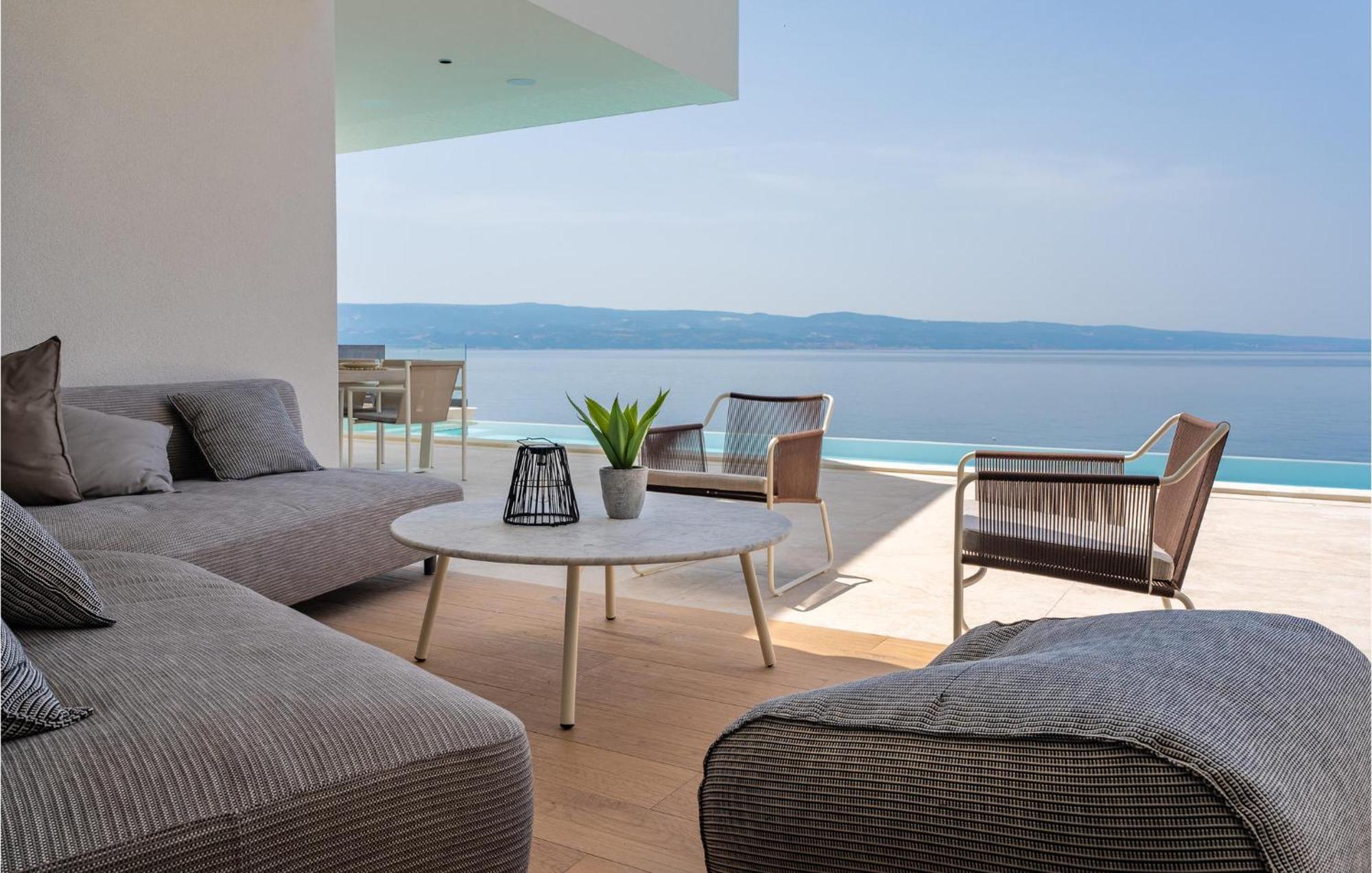 Beautiful Home In Omis With Kitchen 外观 照片