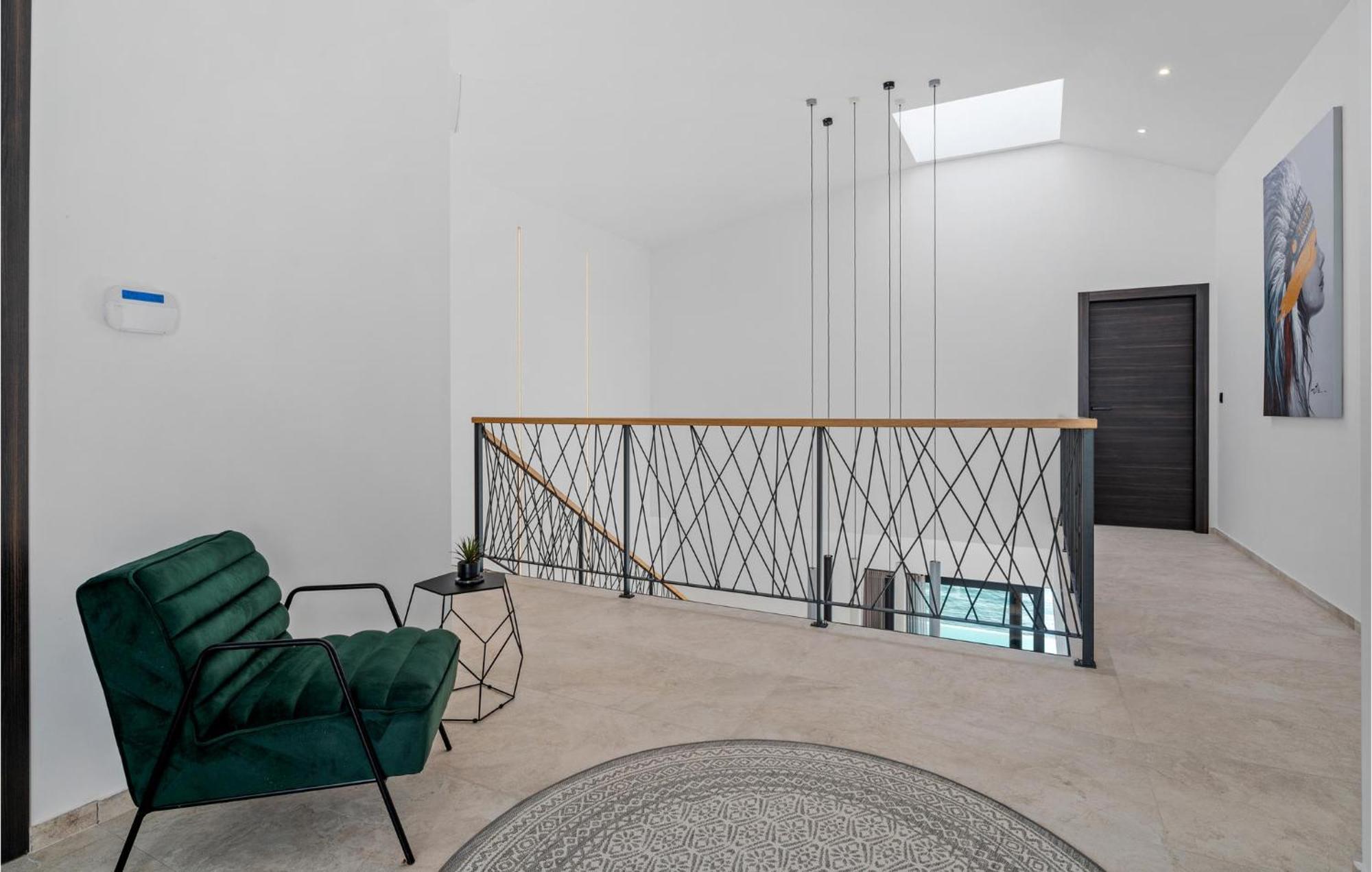 Beautiful Home In Omis With Kitchen 外观 照片